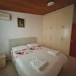 Apartman Nedin *