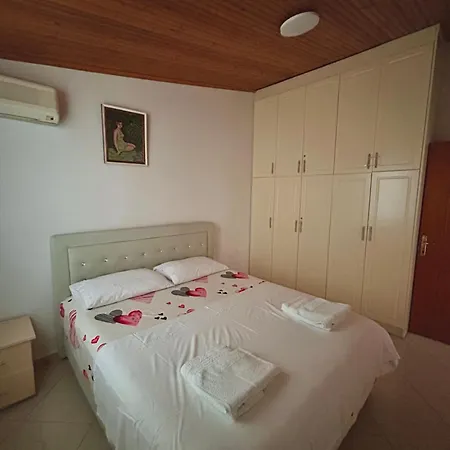 Apartment Nedin *